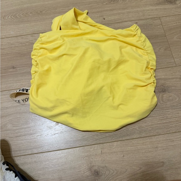 Mars The Label Yellow Crop Top - Picture 3 of 3